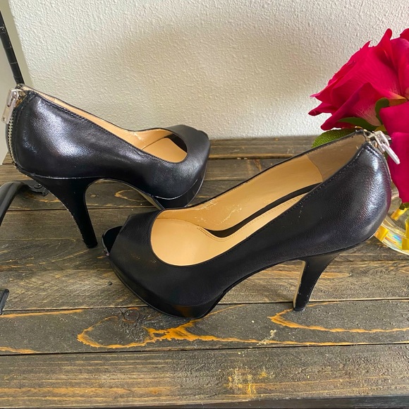 Enzo Angiolini zipper back pumps (size 5M)🌹 - Picture 7 of 16